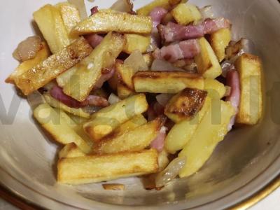 Kepta bulvė su šonine ir svogūnais Žingsnis 5