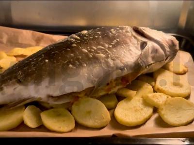 Karšis, keptas su daržovėmis ant bulvių pagalvėlės Žingsnis 5