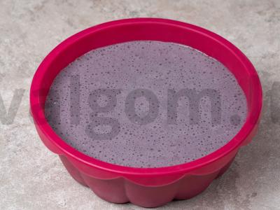 Kefyro pyragas su uogiene Žingsnis 6