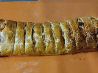 Pyragas-pica su virta dešra ir sūriu Žingsnis 6