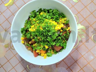 Salotas „Niamka“ su vištiena ir kukurūzais Žingsnis 5