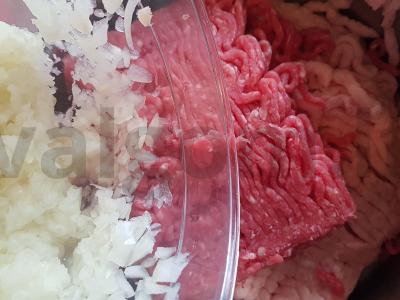 Kotletai su moliūgu pomidorų padaže Žingsnis 3