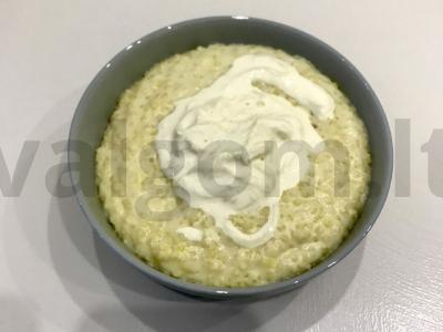 Pšenių košė su straciatella pagrindine nuotrauka