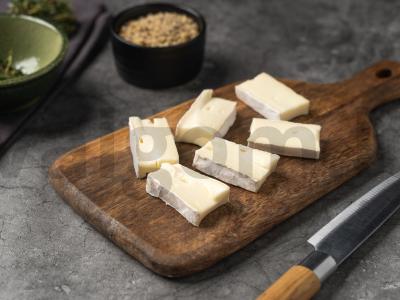 Sluoksniuota tešla su avietėmis ir brie sūriu Žingsnis 2