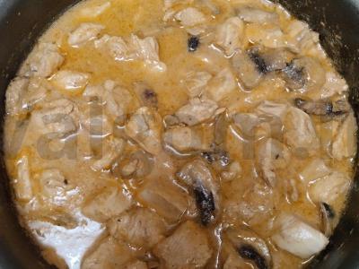 Vištienos filė su dviem padažais ir pievagrybiais Žingsnis 9