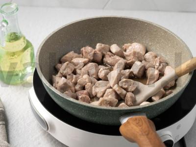 Perlovka su guliašu Žingsnis 1