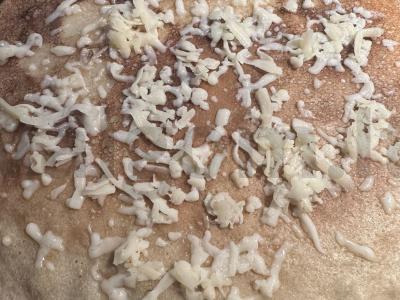 Blynų pica su servelatu ir olandišku sūriu Žingsnis 6