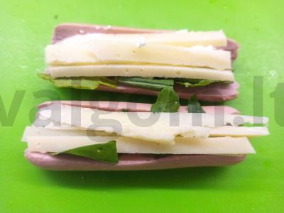 Dešrelės su varške ir sūriu „Skani pusryčių“ Žingsnis 4