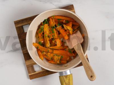 Morkų troškinys su grybais Žingsnis 4