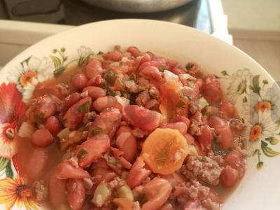 Pupelių ir faršo troškinys pagrindine nuotrauka