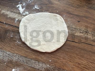 Konvertyras su kriauše ir pušų riešutais Žingsnis 1