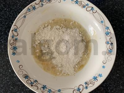 Menkių filė tešloje su citrinos sultimis ir prieskoniais Žingsnis 4