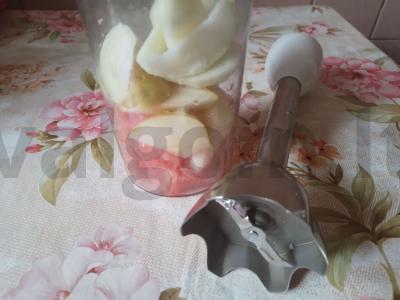 Rudens kokteilis su obuoliu, arbūzu ir kriauše Žingsnis 4