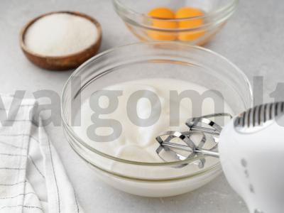 Mėlynių sūrio pyragas Žingsnis 1