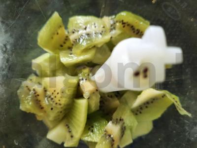 Mėtų sriuba su kiviais Žingsnis 3