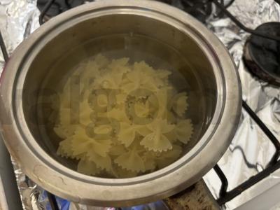 Farfalle makaronai su troškinta jautiena Žingsnis 1