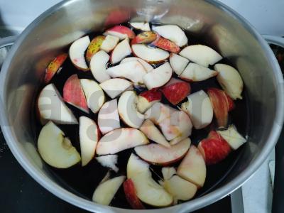 Šaltalankių kompotas su obuoliu ir vyšnia Žingsnis 4