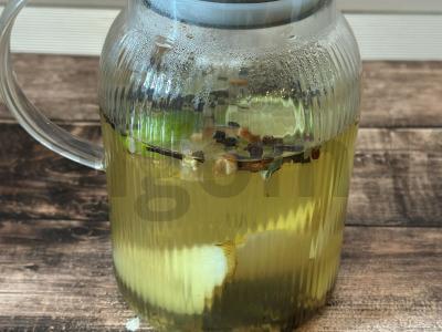 Aromatingas arbata su laimu ir kriauše Žingsnis 4