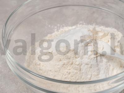 Banano duona su pienu Žingsnis 1