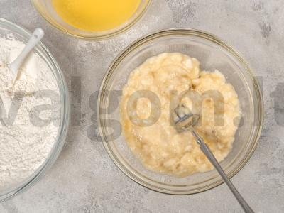 Banano duona su pienu Žingsnis 3