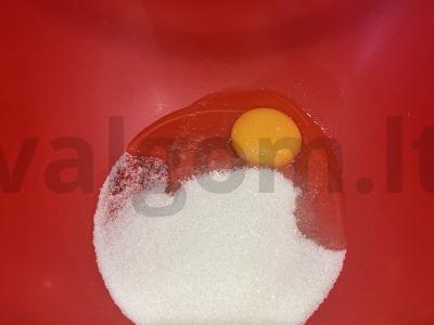 Labai šokoladiniai keksiukai su kakava Žingsnis 2