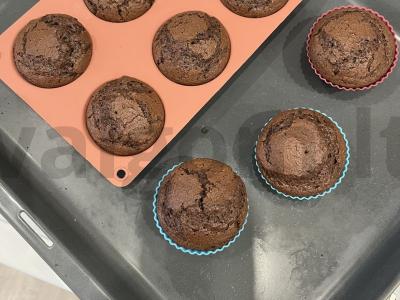 Labai šokoladiniai keksiukai su kakava Žingsnis 16