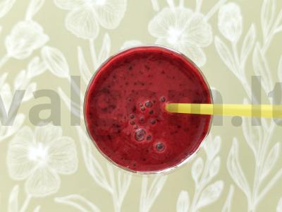 Smuzi su šilauogėmis ir braškėmis pagrindine nuotrauka