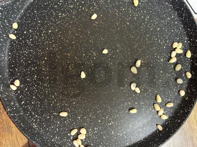 Lengvas salotas su špinatais, burokėliais ir feta sūriu Žingsnis 6