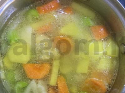 Daržovių sriuba su grietininiu sūriu Žingsnis 6