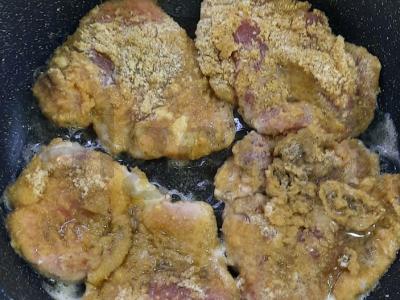 Kepinta mėsa džiūvėsėliuose Žingsnis 8