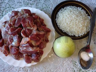 Kopūstai su vištienos skrandžių ir ryžių faršu Žingsnis 1