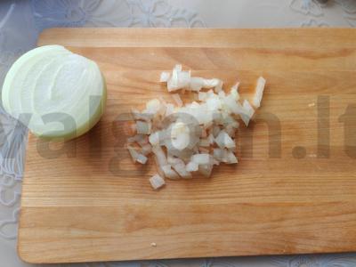 Salotas „Šviežumas“ su žirneliais Žingsnis 4