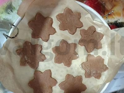 Imbieriniai žvaigždžių sausainiai Žingsnis 6