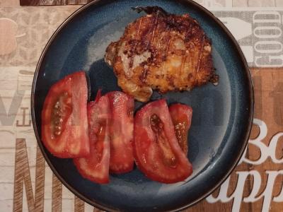 Kiaulienos kotletai krakmolo paniruotėje pagrindine nuotrauka