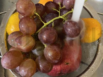 Vaisių salotos „Šokoladinė-uogų nuotaika“ Žingsnis 1