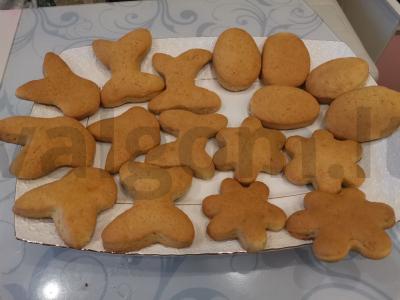 Sūrus sausainiai arbatai pagrindine nuotrauka