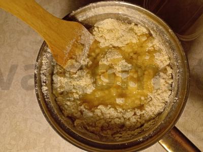 Sluoksniuotas pyragas su bananų-citrinų įdaru Žingsnis 3