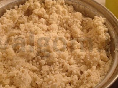 Sluoksniuotas pyragas su bananų-citrinų įdaru Žingsnis 4