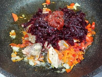 Šaltibarščiai su kiauliena ir daržovėmis Žingsnis 4