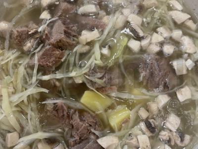 Borsčas su grybais ir citrina Žingsnis 5