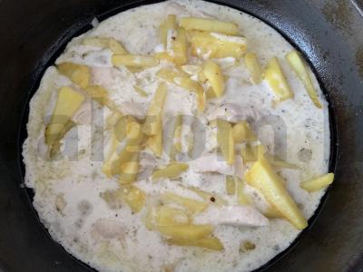 Bulvės su vištienos krūtinėle grietinės ir garstyčių padaže Žingsnis 7