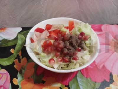 Kalmarų salotos su granato sėklomis Žingsnis 4