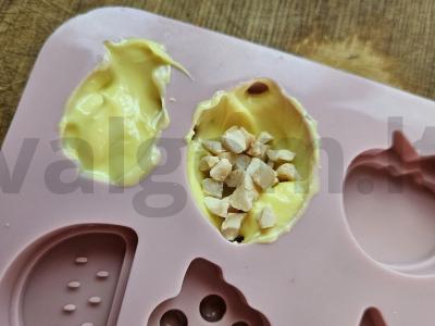 Šokoladiniai saldainiai su žemės riešutais Žingsnis 2