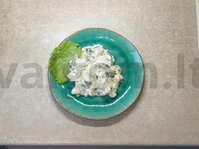 Vištienos filė su špinatais grietinėlės-sūrio padaže pagrindine nuotrauka