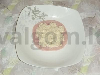 Šoninės ritinėliai su rūkyta sūriu ir graikišku jogurtu Žingsnis 5