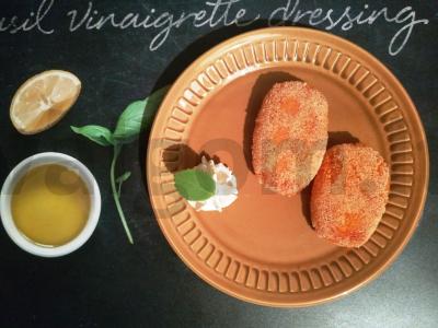 Morkų kotletai su manų kruopomis ir vaniliniu cukrumi pagrindine nuotrauka