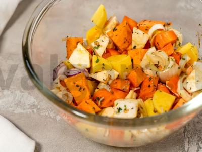 Kepta vištiena su šakniavaisiais Žingsnis 5