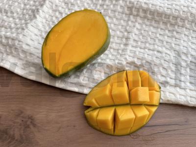 Salotos su krevetėmis, mangais ir avokadu Žingsnis 3