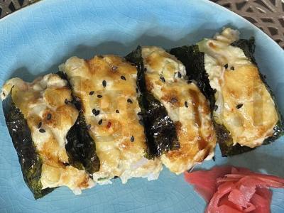 Keptas suši tortas su krevetėmis pagrindine nuotrauka