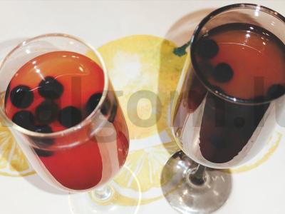 Kokteilis „Mėlynių saulėlydis“ pagrindine nuotrauka